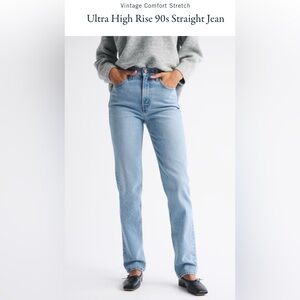 Abercrombie & Fitch Ultra High Rise 90s Straight Jean Size 32 aka Size 14 R